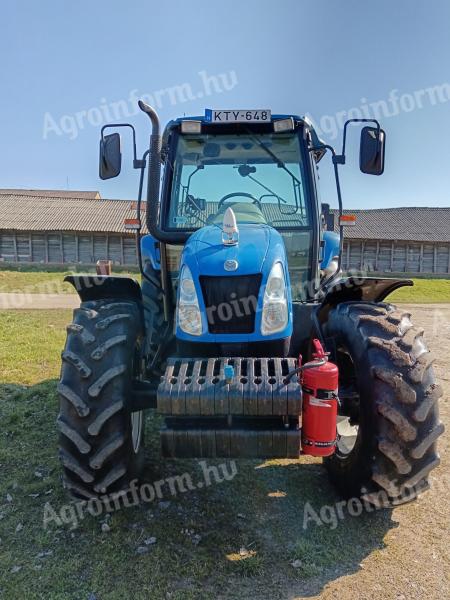 New Holland TL90A