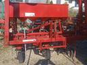 Row cultivator - cultivator with filling tine