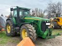 John Deere 8520