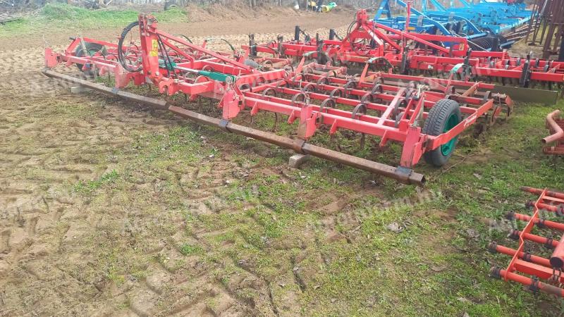 Kverneland TLA 600 combiner