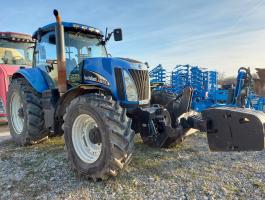 NEW HOLLAND TG 230 traktor ikerkerékkel eladó Tiszaburán