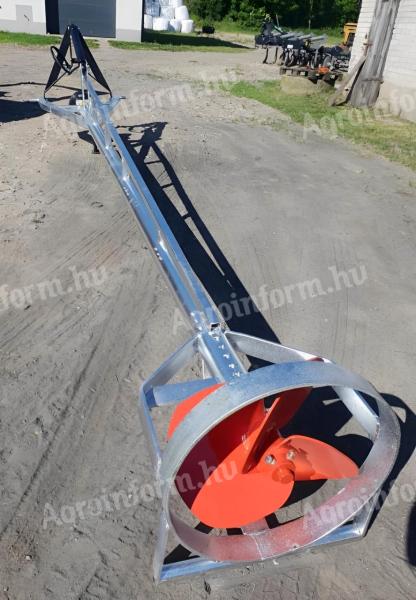 Promanure THS4 tractor-driven mixing shovel