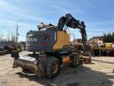Rypadlo Volvo EWR150E s gumovými koly