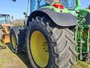 John Deere 6920