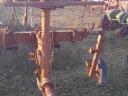 Irrigation bracket
