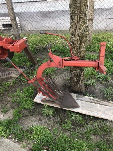 Potato topper (plough)