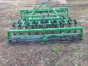 Arable cultivator compactor