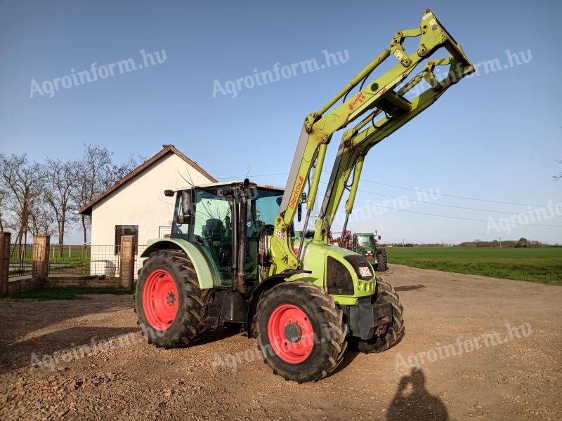 Traktor s čelním nakladačem Claas Celtis 446