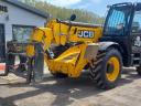 Prodaǰa teleskopski utovarivač J̌CB 540-140