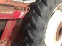 Roată montată 300/95 R 46 cu anvelope crăpate de vânzare
