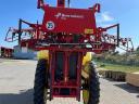 Kverneland Ikarus S 38 trailed field sprayer