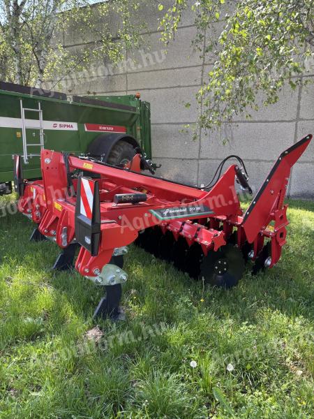 Kverneland DTX 300 soil loosener