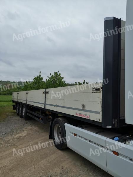 Schwarzmüller semi-trailer