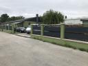 Auf einem 1.000 m² großen Grundstück in Keszthely steht eine 300 m² große Tischlerei zum Verkauf.
