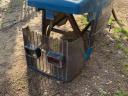 New Holland/Ford 8670 bonnet