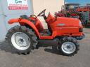 Kubota Ks20 četvorocilindrični, 20 kon̂skih snaga, 4k4 pogon ǰapanski mali traktor