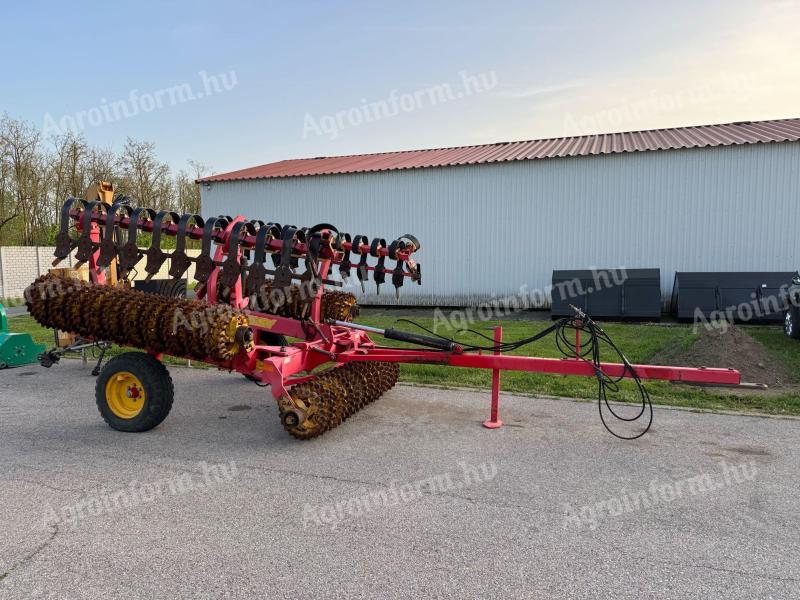 Väderstad Rollex RX 620 henger simítóval