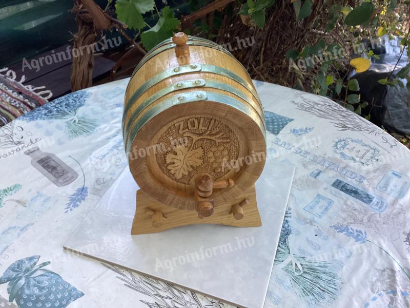 Hand carved 3 litre strawberry barrels for sale - excellent condition
