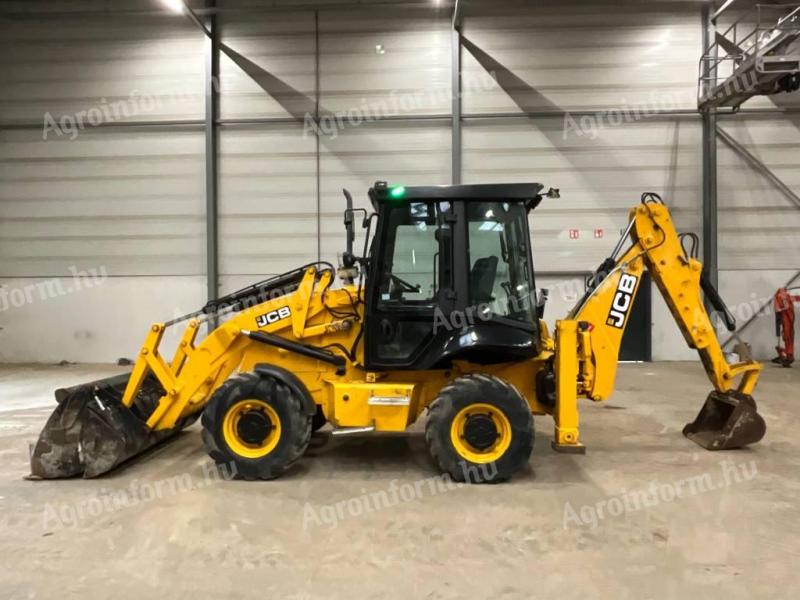 JCB 2 CX / 2012 / 5 292 hours / Leasing from 20%