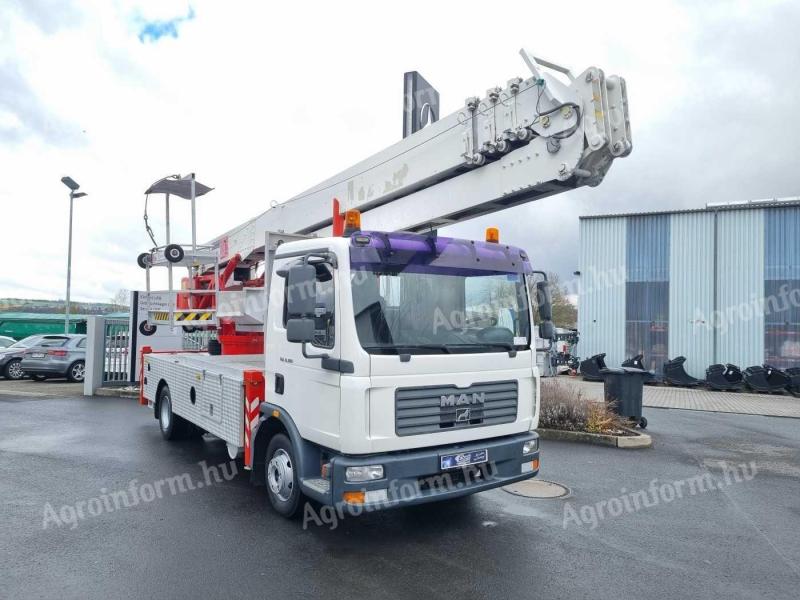 MAN TGL 8.180 4x2 Střešní jeřáb Klaas K26/34TS / 85 343 km / Leasing od 20%