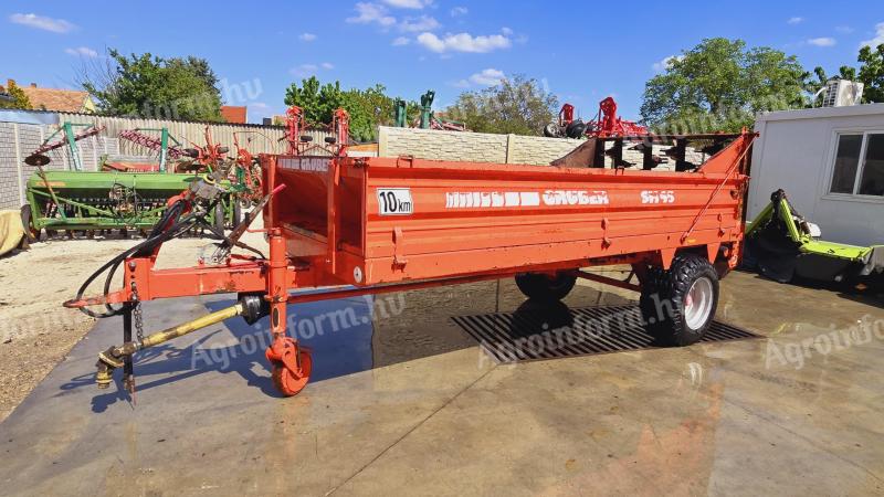 Gruber SM 45 fertilizer spreader