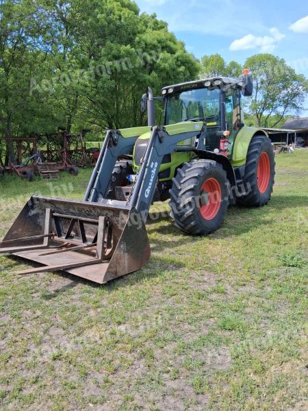 Claas Arion 640