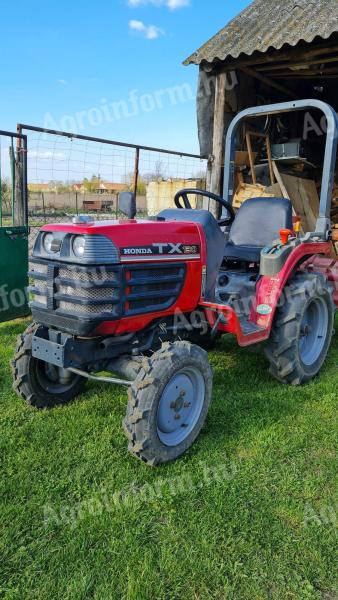 Honda 4x4-es kistraktor gyári talajmarójával eladó