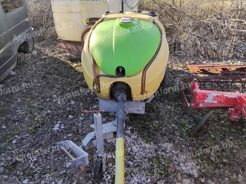 Project 660 litre fan-assisted sprayers