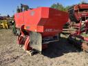 Rauch Axis 30.1 fertilizer spreader like new