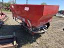 Rauch Axis 30.1 fertilizer spreader like new