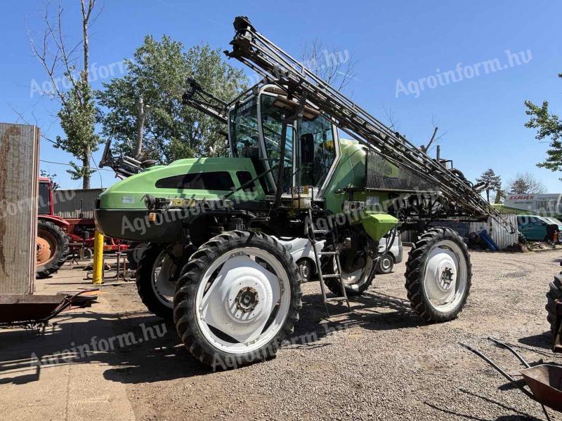 Tecnoma 3000/28 self-propelled slow-moving sprayer