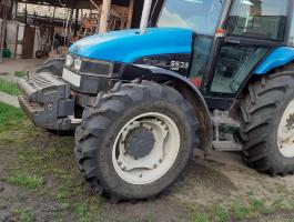 New Holland 6635