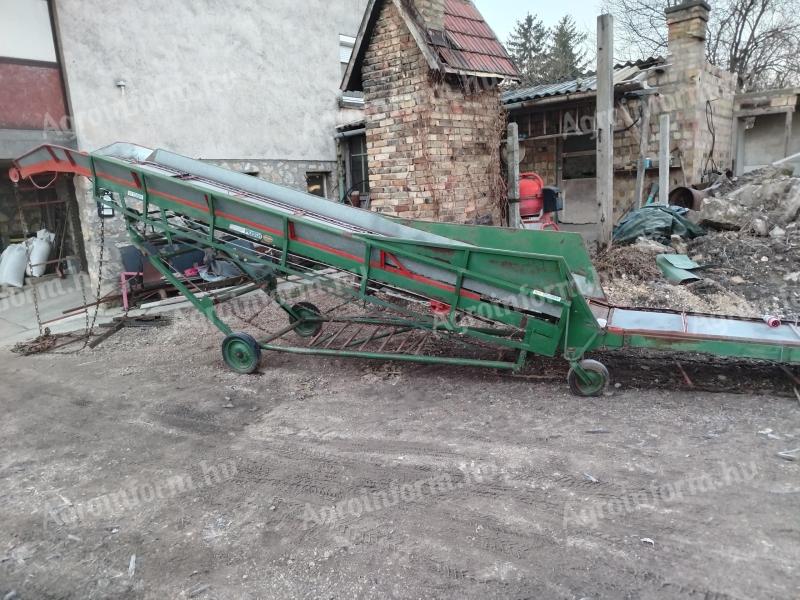 Firewood conveyor belt