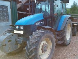 New Holland TS 115 traktor
