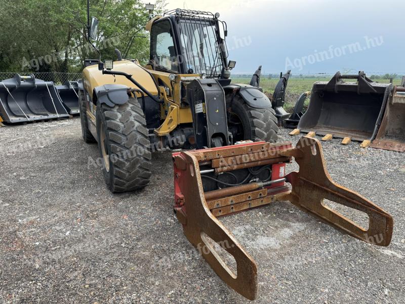 Caterpillar TH427C telescopic handler