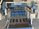 Concrete element making machine