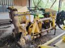 JD 7200 scarifier