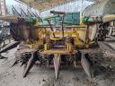 JD 7200 scarifier
