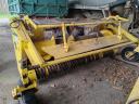 JD 7200 scarifier