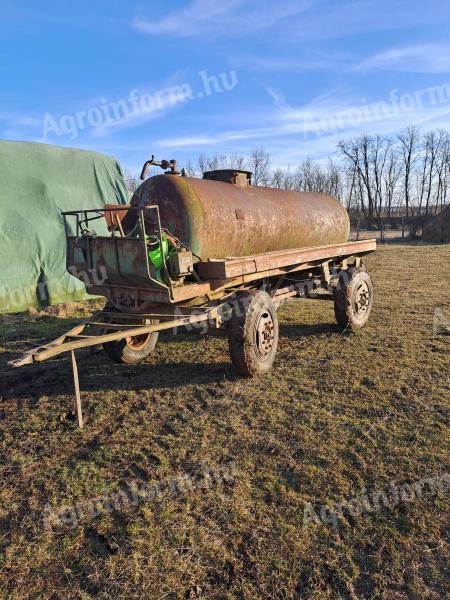 Detki wagon with drive