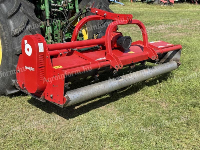 2,8 m hydraulically side-shifting side-mounted crusher, mulcher