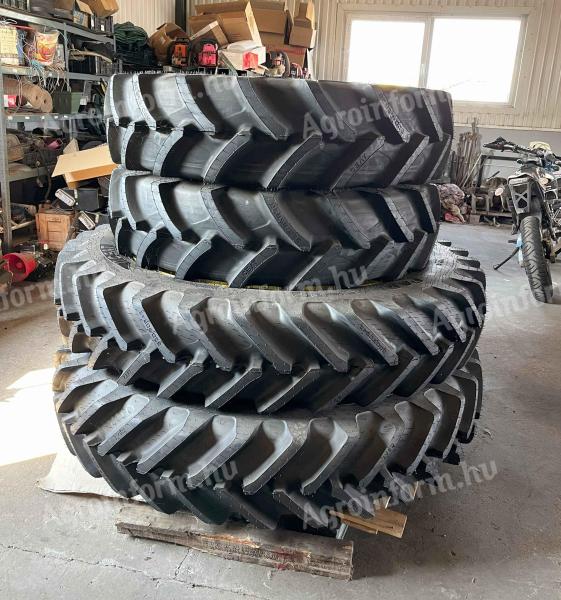 NOVI set točkova za frezu John Deere
