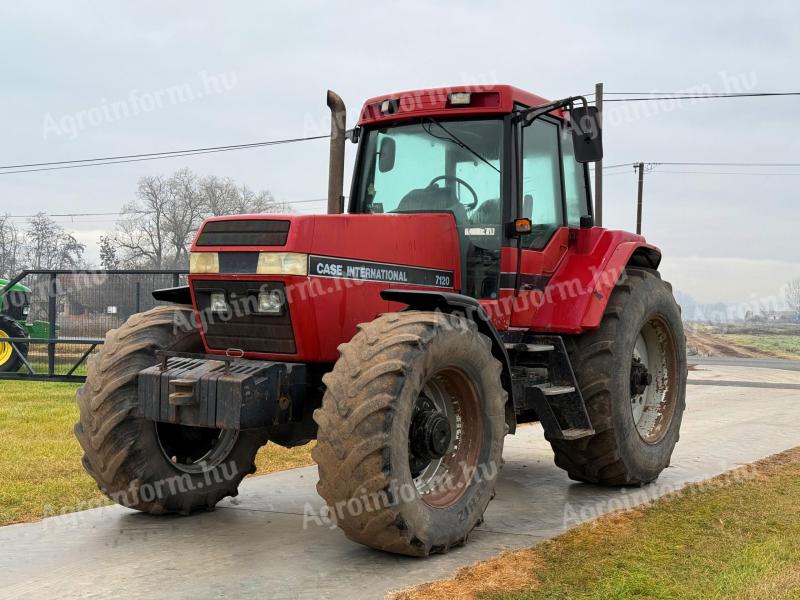 CASE IH Magnum 7120 tractor
