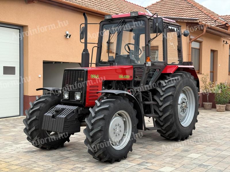 Belarus MTZ 820.2 tractor almost new