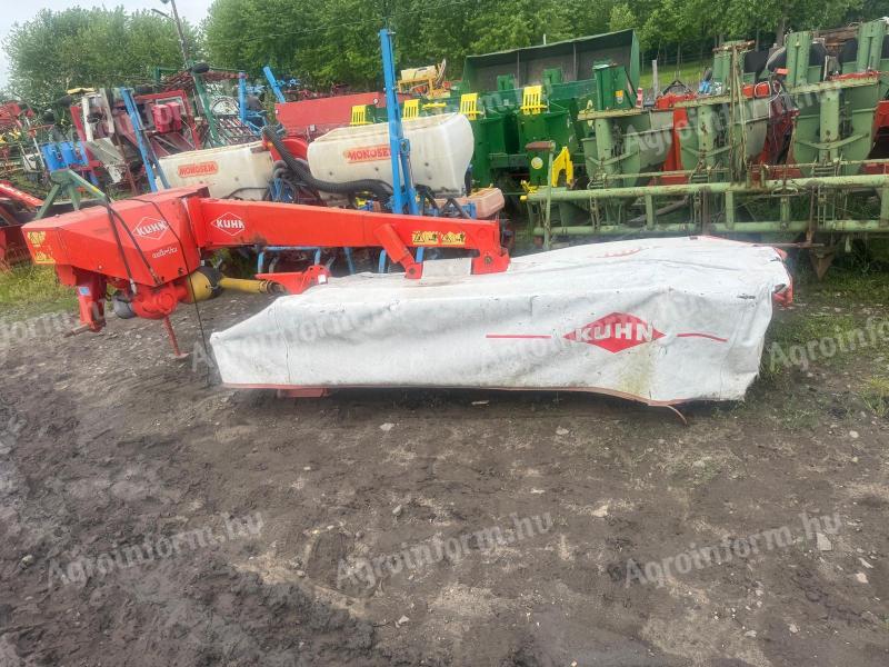 KUHN GMD 702, 280, from the TRACK CASE SIDE BY SIDE