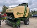 Krone Comprima F155 baler