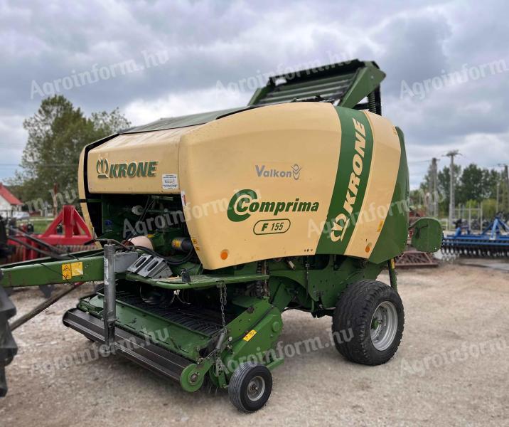 Krone Comprima F155 baler