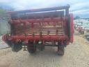 Organic manure spreader