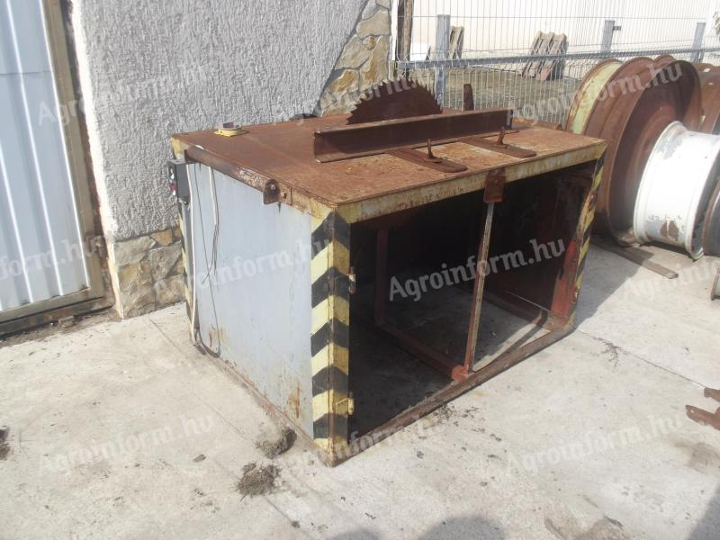 Previous circular saw for sale with 60 blade diameter