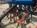 Row cultivator